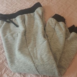 Boys winter jogger size 10/12
